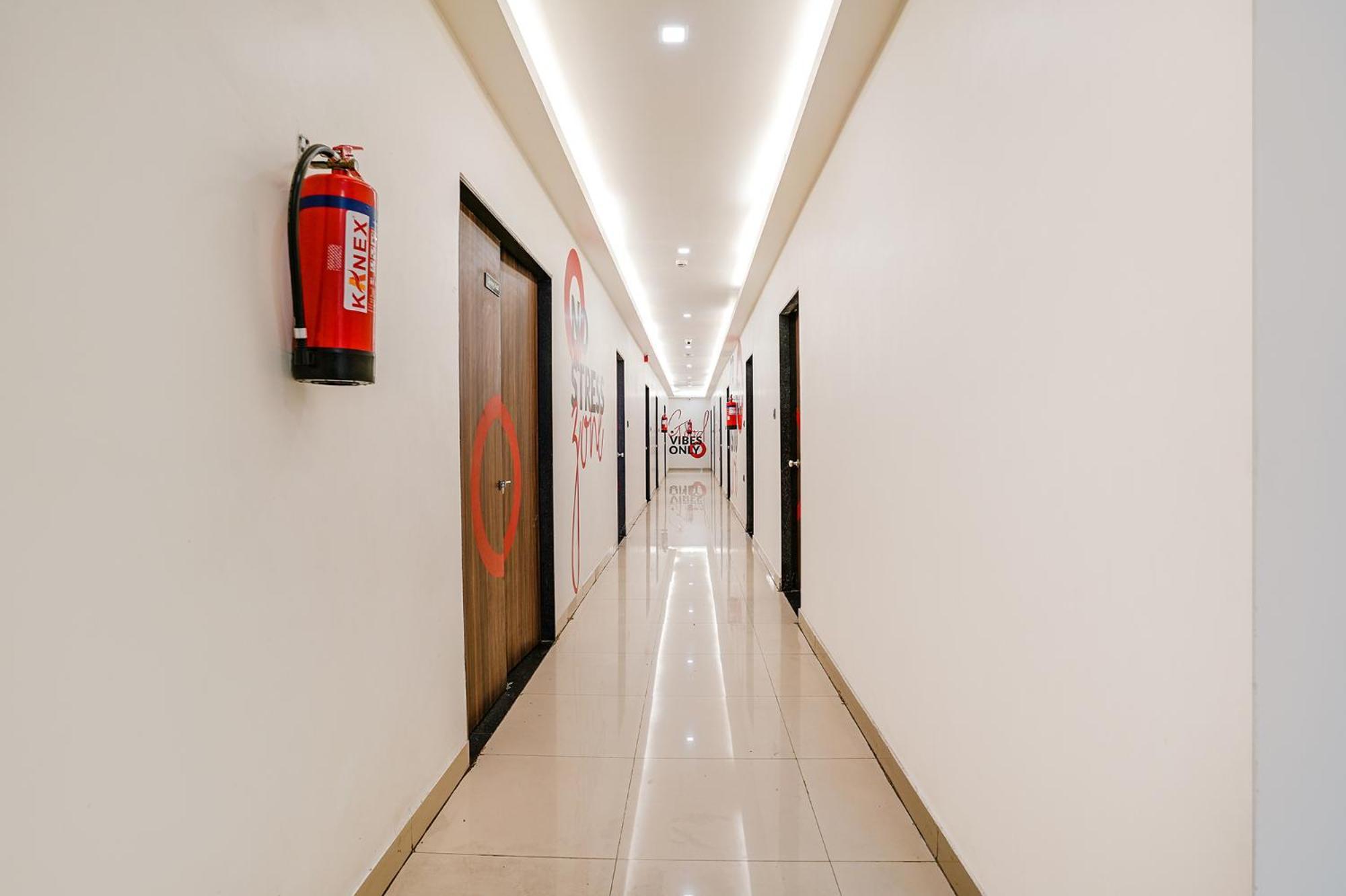 Fabhotel Lotus I Σουράτ Εξωτερικό φωτογραφία